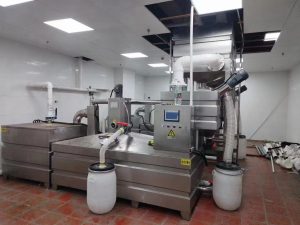 全自動(dòng)油水分離一體機(jī)好在哪？? ??